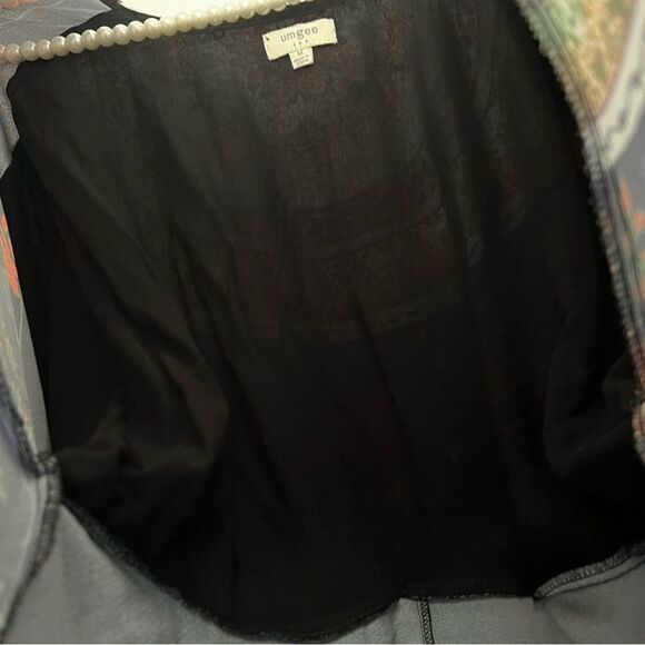 Umgee Oversized Medallion Floral V-Neck Ruffled Sleeves Tunic Women’s Medium - Picture 8 of 12